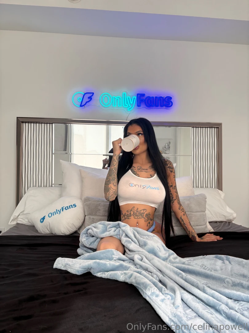 Let s just say i m your best reason to stay in bed all day 