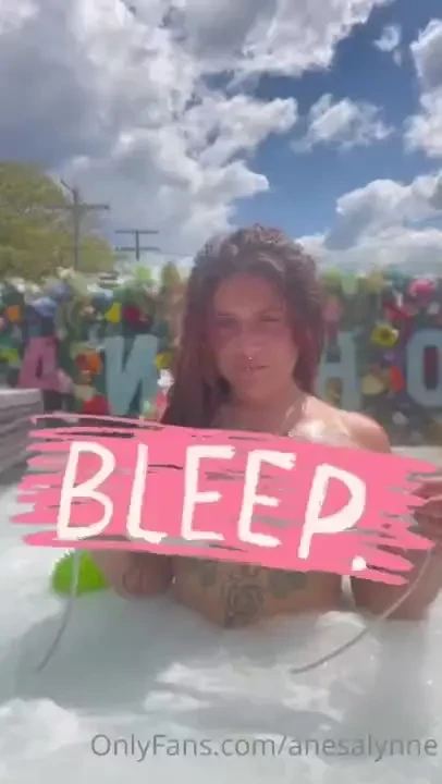 Sunday fundayyyy since it s the last day of the month i m giving away 