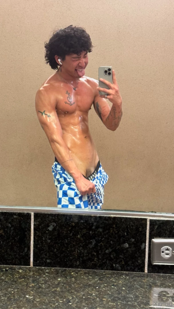 Gym got me all wet and ready all the time now it s time for a massage part 3 