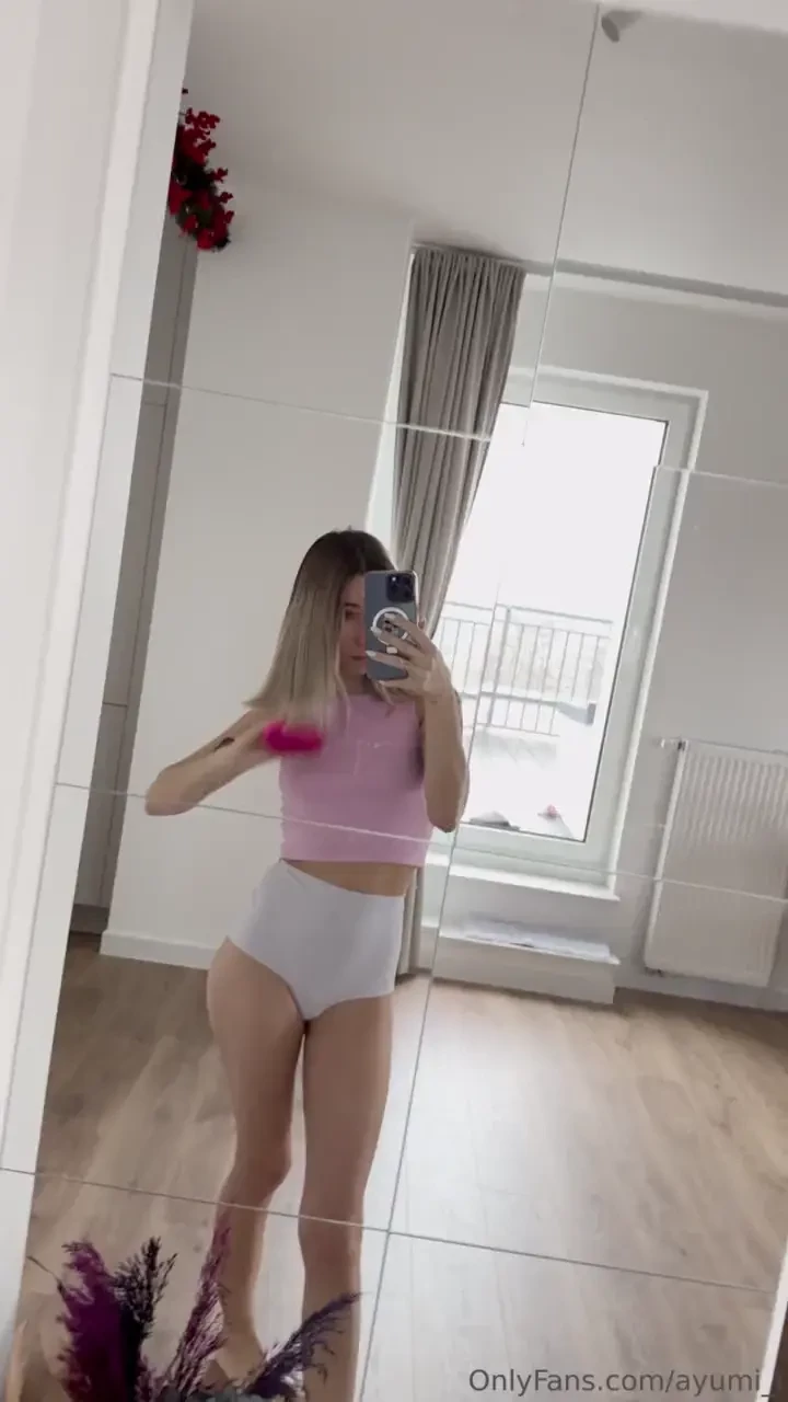 Spinning around in front of the mirror has become a tradition 