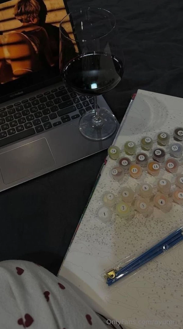 No work today gonna spend the whole day like this 