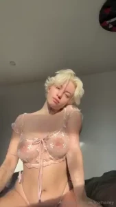 Send dm i need your dirty mind while touching myself now