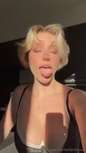 My tongue can do wild things x