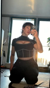 I m gonna bless you with getting on my knees today while hits my is it