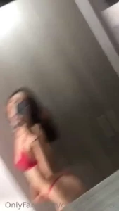 How does the color red suit me