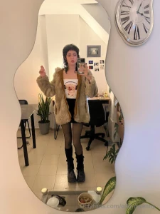 Would you look at me if i were like this at the club