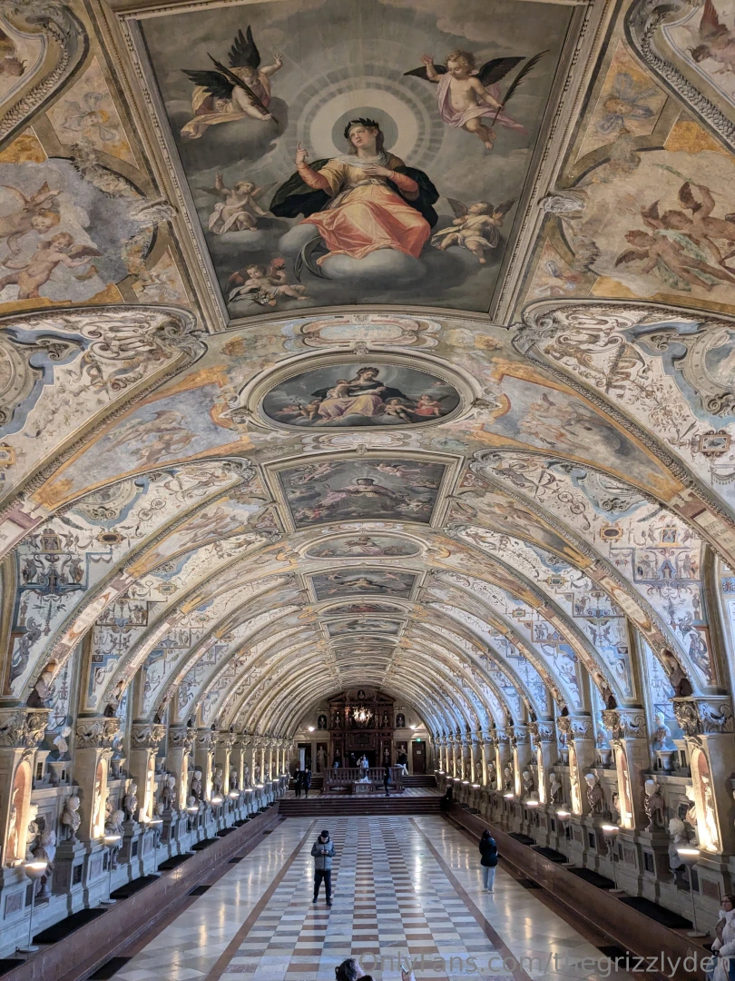 Here s some pics of my time in munich before i make my way to italy i part 4 