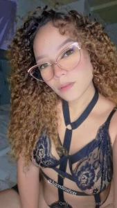 Dia she s online now and ready to spend some time with u what are u part 1