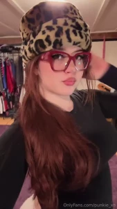 You like my new glasses bae part 4