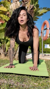 Mmmmmmmm love my yoga