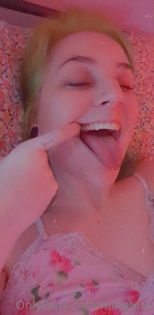 I miss the way you say my name the way you bend the way you break 