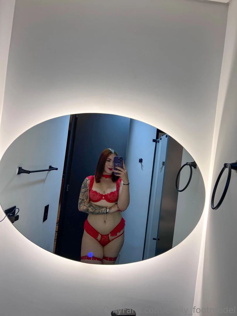 My baby sara and i recorded this week a lot of content for my onlyfans 