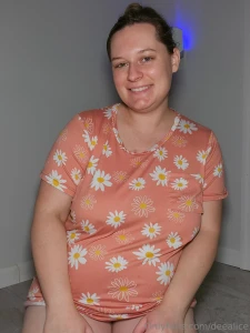 Want to see what s under my night gown one hot momma of course cum and