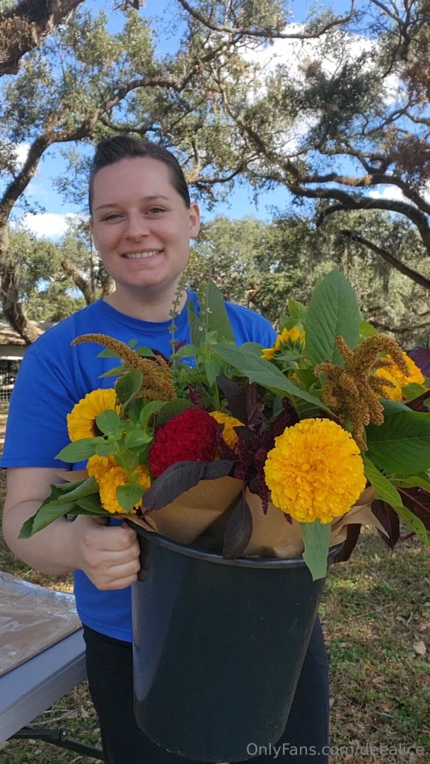 Last day selling flowers until spring 