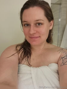 Get ready with me live yes