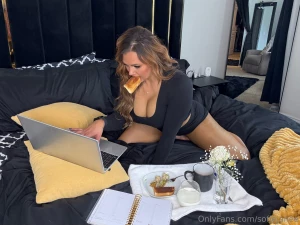 Swipe to see me getting stuffed be honest did you expect that part 1