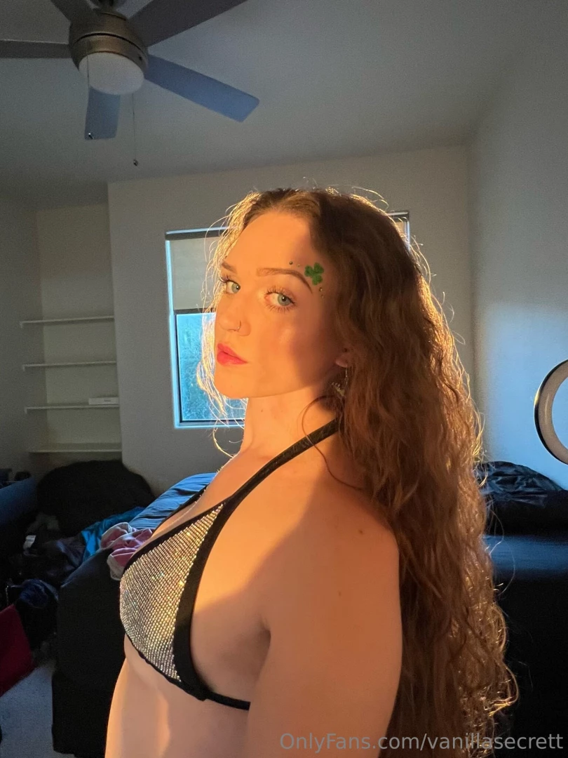 My nipples are so hard wanna grab one of my boobies 