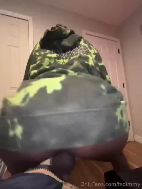 If i twerk this ass on your dick under my hoodie will anyone notice part 3 