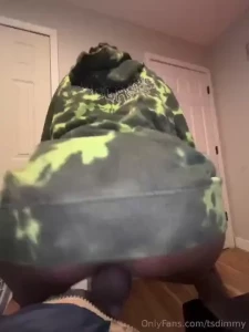 If i twerk this ass on your dick under my hoodie will anyone notice part 3