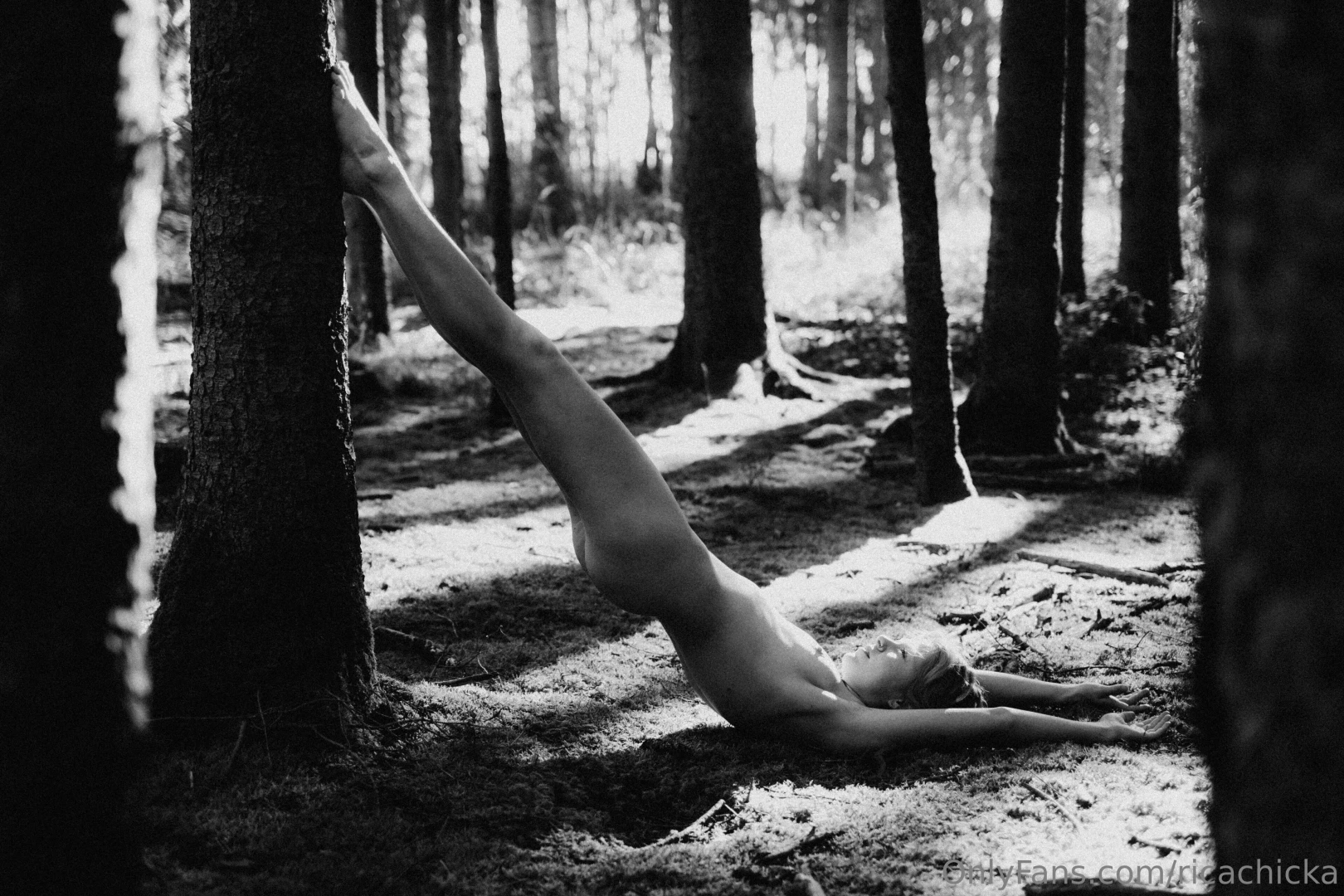 You want to see more of the last shoot with marcelavie_ 
