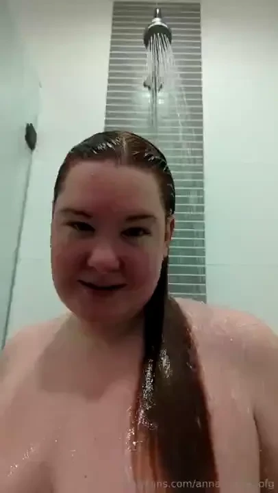 Come join me it s warm and wet https onlyfans com annalynne_ofg 