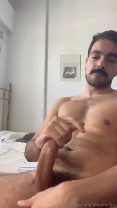 Do you wanna see the rest dm ps i used my new dildo to cum hehe 