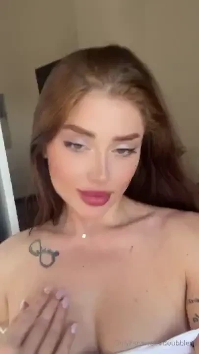 Amor tengo algo para ti quieres verlo escr beme por privado 
