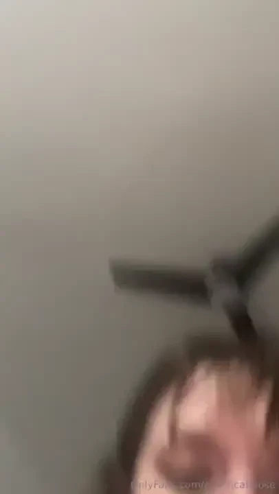 What am i slappin sus wut elze should i get hauk tew slappin on here 