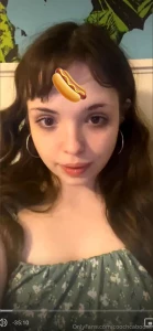 Do y all want my glizzy slurpin actual hotdog lmao livestream from the