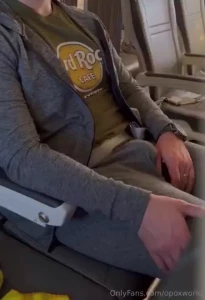 Vai uma voltinha de avi o