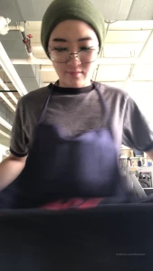 Enjoy this vid of me showing off my titties while in the class room