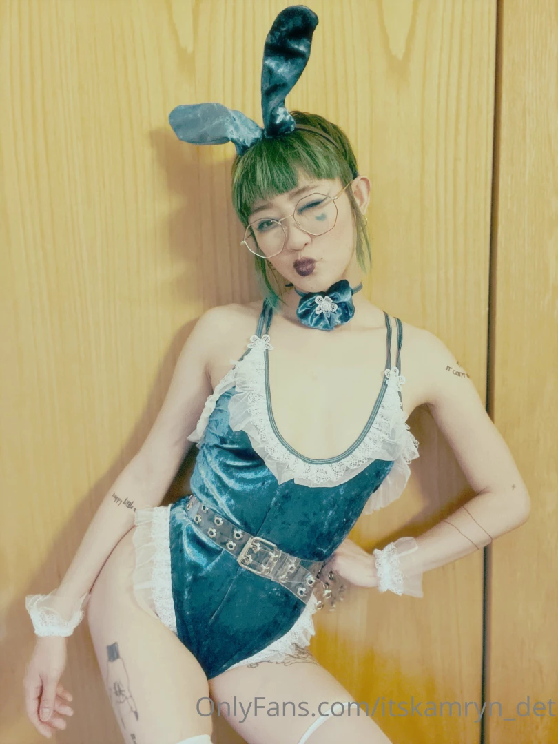 Goooob morning we are entering the weird part of kam and i do again 