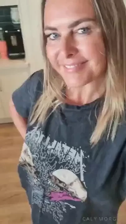 I d start your morning with a cup of tea and a blow job 