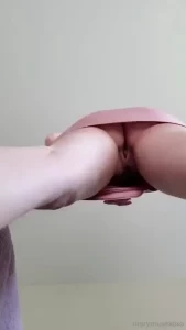This little clip goes out to all the pervs that love a little upskirt