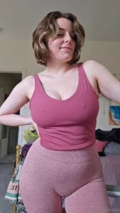 I m gonna go live on my free page for a little stream later today