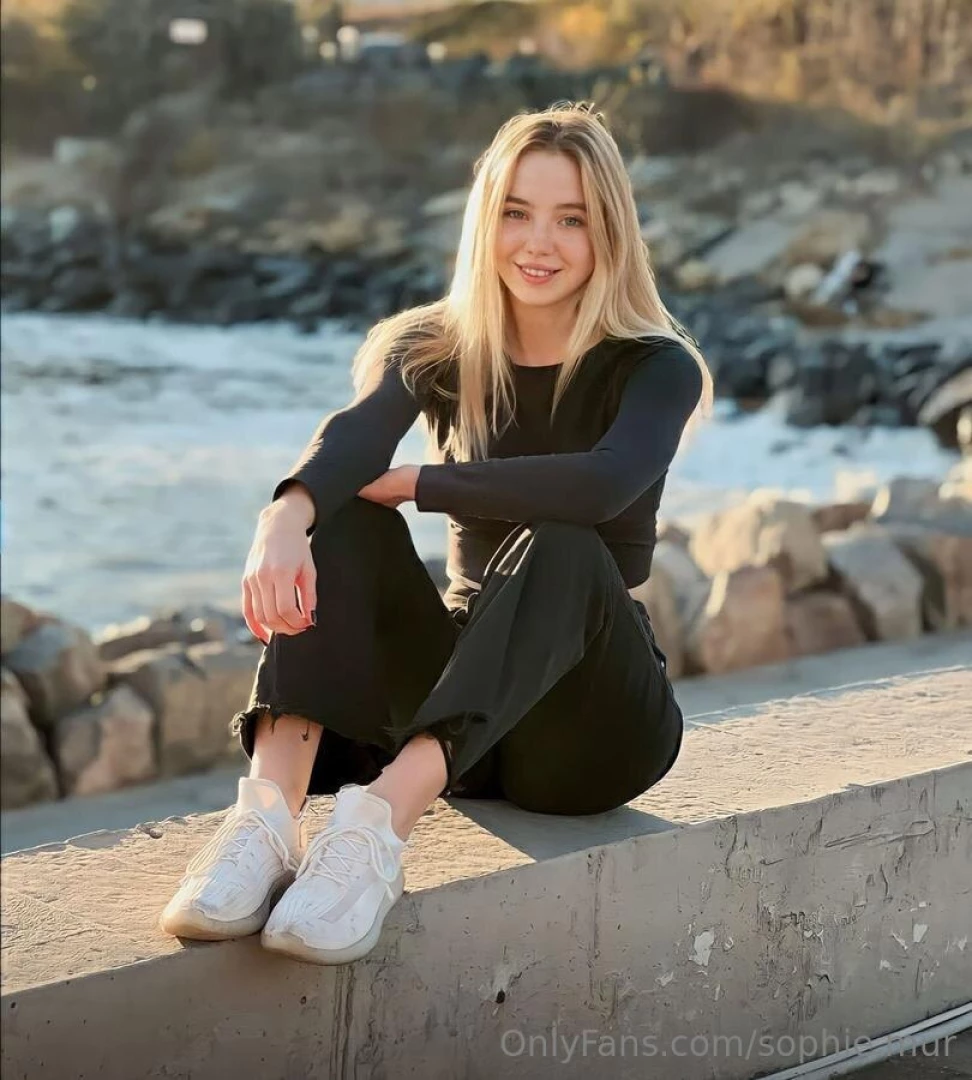 Subscriptions free only now sasha_stones do you think she s not part 24 