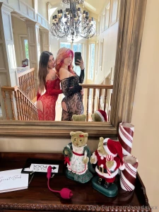 Christmas has never been so sexy alexisaevans
