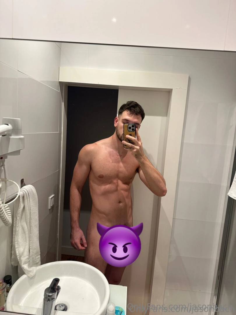 Happy holidays my dear fans i have some amaizing hot presents here for 