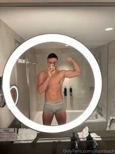 Feeling goood and strong getting swolen this winter in spring coming part 1