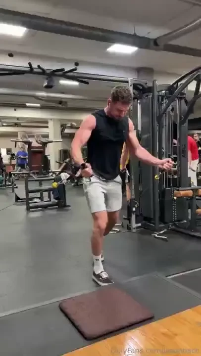 Upper chest work if you would like more videos of my training hit a 