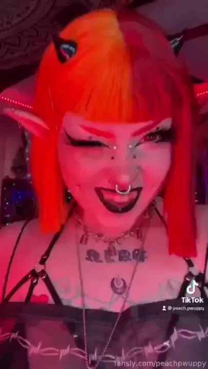 Who wants to fuck me like an animal fyp 