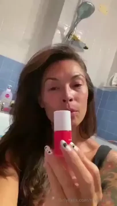 Which do you choose for a foot job video 