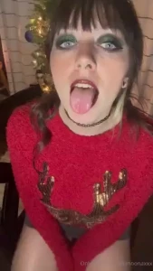 Do you like how wet my mouth is