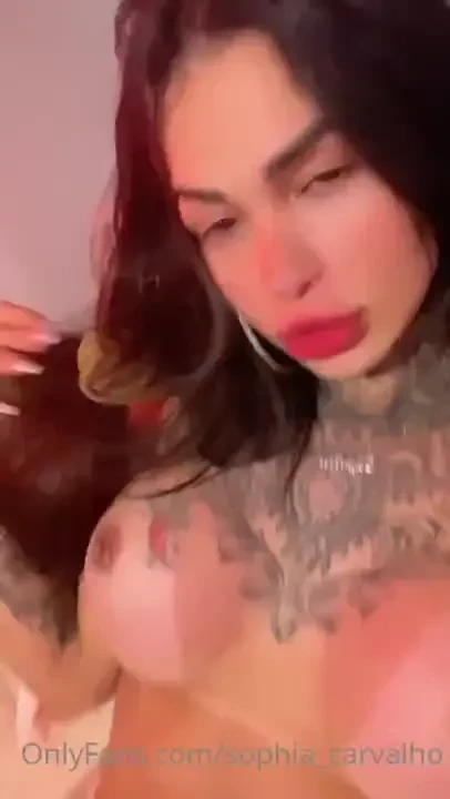 Depois de botar meu leitinho pra fora fiquei cansadinha 