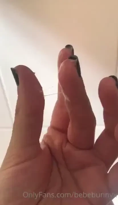 Am i the only one that gets horny in the middle of the afternoon just 