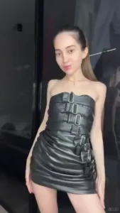 Of course i should from 1 to 10 how sexy is it