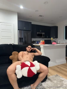 For christmas imma let you suck this verga full set in dms now