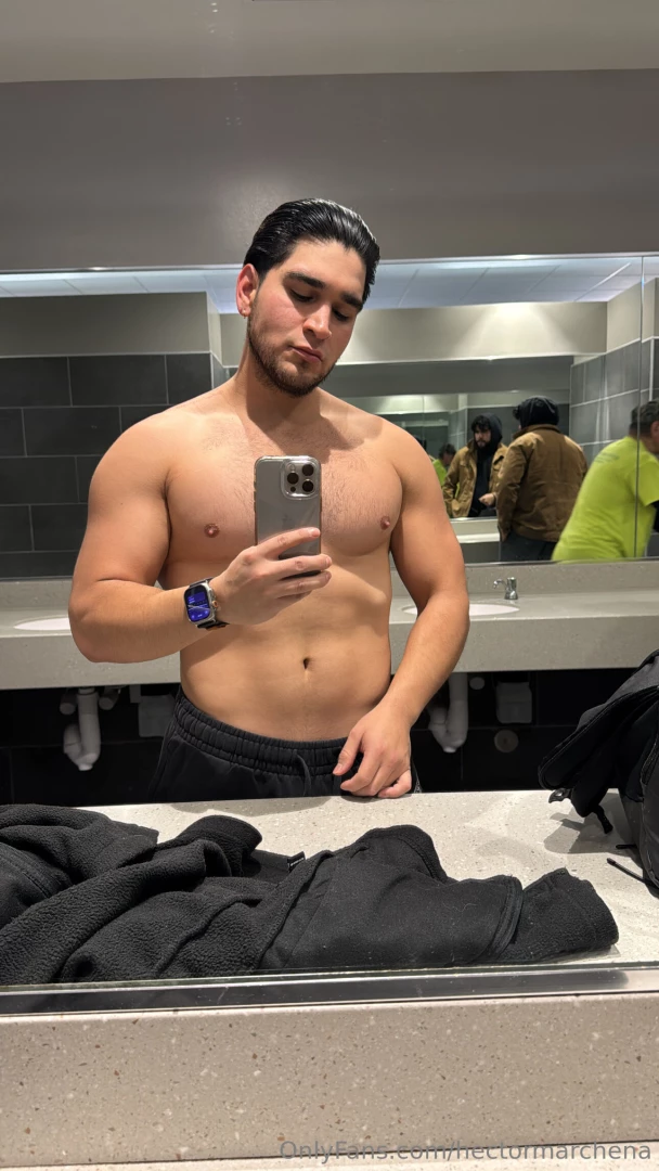 Ok so i accidentally got too freaky at the gym today and i got in 