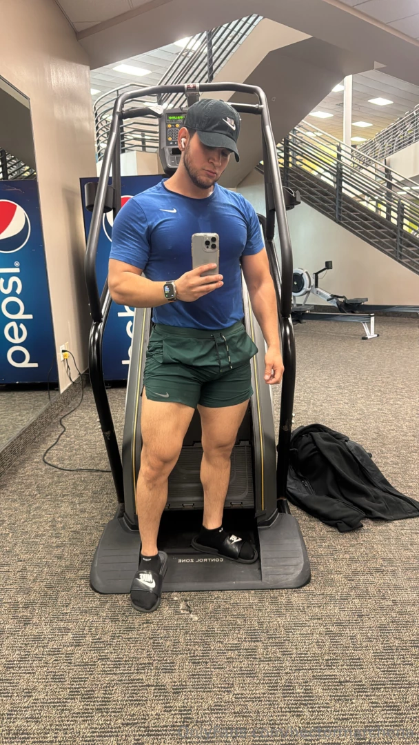 Taking gym crush applications part 1 