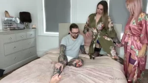 Filthy threesum with ava_austen and her husband